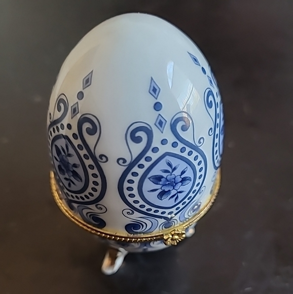 GORGEOUS Hammersley Victorian England 4.5" Ceramic Egg Trinket Holder. - Picture 1 of 6